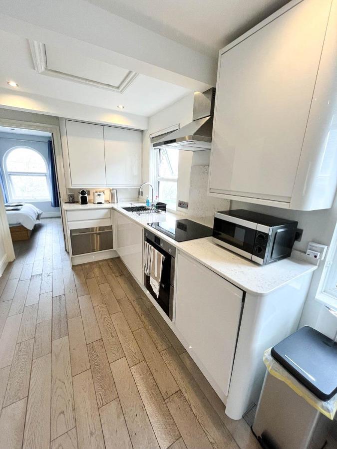 Modern 1 Bedroom Flat Close To Vauxhall London Exterior photo